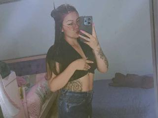 Prikaži popoln profil modela LiaRoseHot