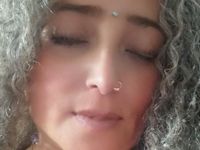 AlessadraJones - сексуальная веб-камера в реальном времени - 28185677