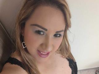 AlinaHill - Live porn &amp; sex cam - 28188209