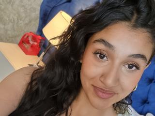 ValentinaCruz69 - Live sex cam - 28188521