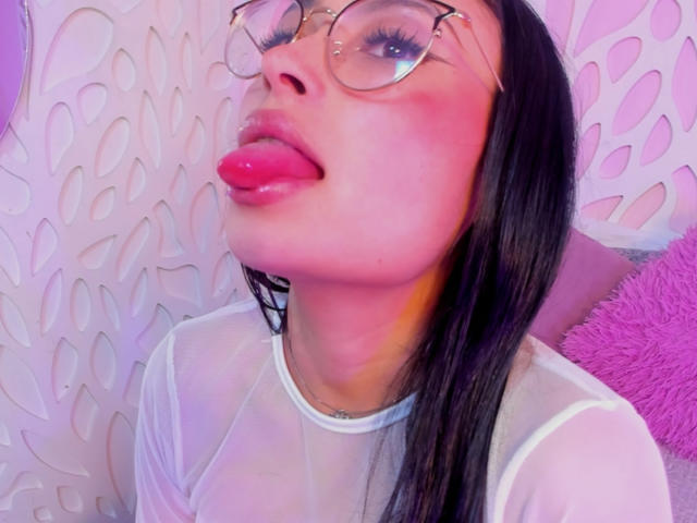 MiaRousel - Live porn &amp; sex cam - 28194167