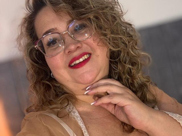 CurvyRosse - Live Sex Cam - 28196513