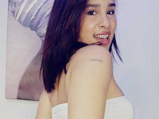 SalmaNaurs - сексуальная веб-камера в реальном времени - 28197608