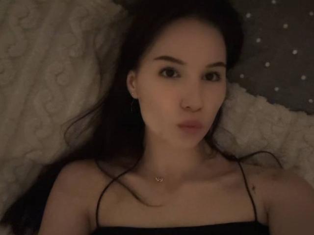 Amabel - Élő pornó és szexkamera - 28200356