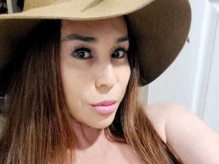 IssaMilfX - Camera khiêu dâm &amp; quyến rũ trực tiếp - 28203671