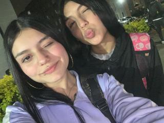 KimNKitty - Sexe cam en vivo - 28204085