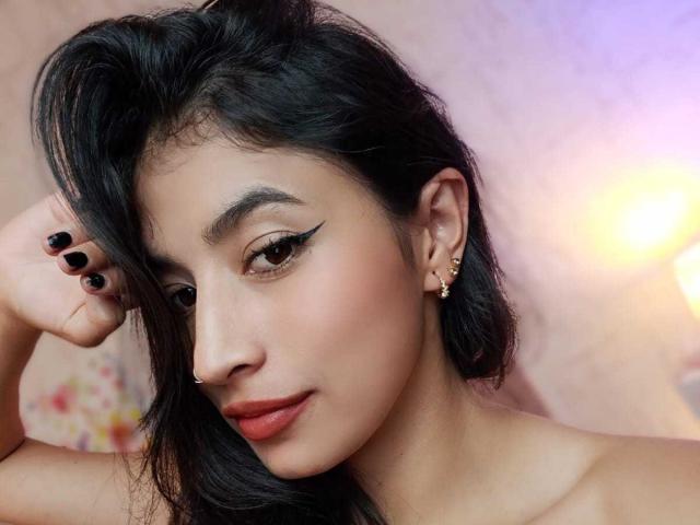 NaiaSanders - Live porn &amp; sex cam - 28205612