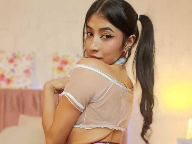 NaiaSanders - Live porn &amp; sex cam - 28205786