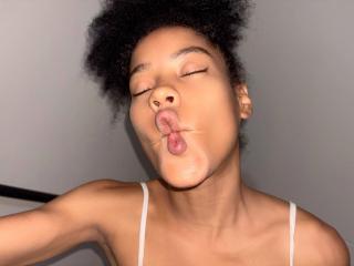 SharonFeretti - Live sex cam - 28212155