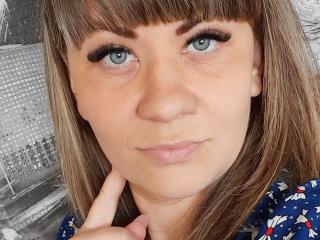 EmilyLunar - Live sexe cam - 28212329