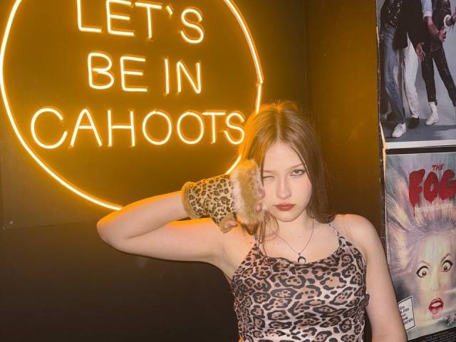 Bubochka - Live Sex Cam - 28213946