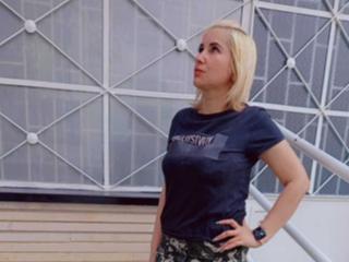 GiuliaAddams - Élő pornó és szexkamera - 28215878