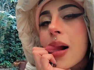 HaryBlair - Live Sex Cam - 28216079