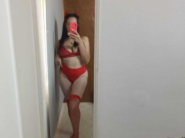 CamilleJuicyHot - Camera khiêu dâm &amp; quyến rũ trực tiếp - 28217225