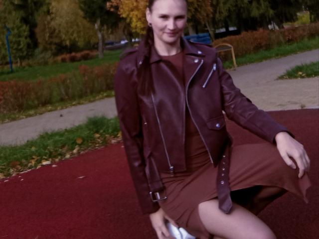 LisaLovHoney - Live sex cam - 28218488