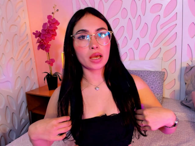 MiaRousel - פורנו בשידור חי ומצלמת סקס - 28219124