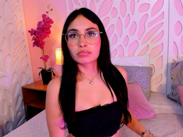 MiaRousel - Live sex cam - 28219127