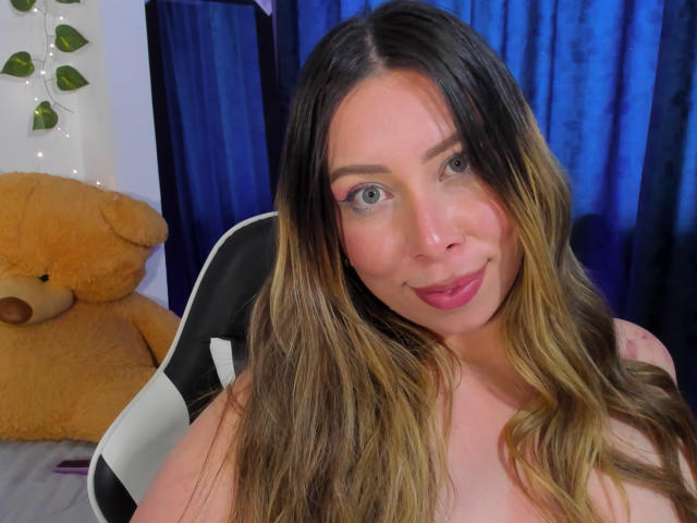 JennyLawry - Live porn &amp; sex cam - 28220792