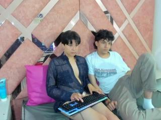 YuiAndrin - Live porn &amp; sex cam - 28222421