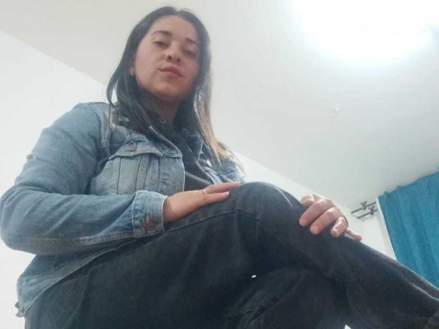 AlanaSteel - Live porn &amp; sex cam - 28223789