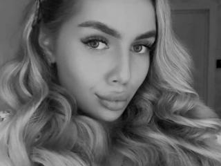 Glamur-hot - Live porn &amp; sex cam - 28224086