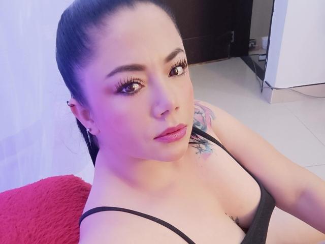 SamanthaVenus - Porno na żywo i seks kamera - 28225103