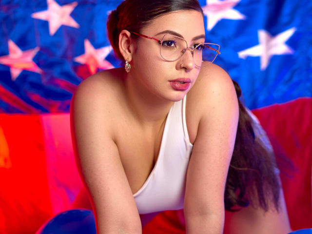 VanessaClose - Live porn &amp; sex cam - 28230524