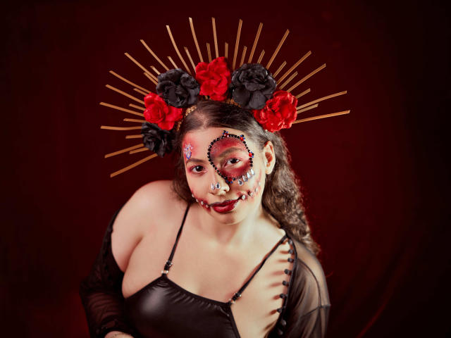 VanessaClose - Live Sex Cam - 28230713