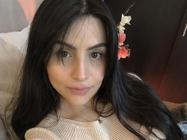 SaraWestt - Live sexe cam - 28231319