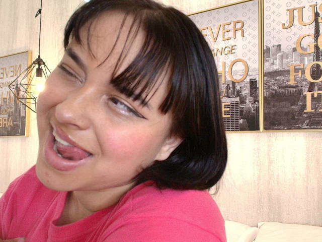 Blueeskyy - Live sexe cam - 28233017