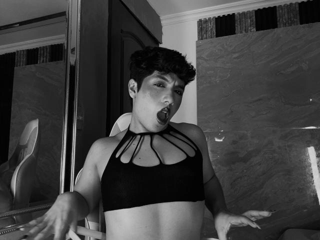 EllisBrown - Sexe cam en vivo - 28236776