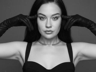 MiaKhallirae - Live Sex Cam - 28237010