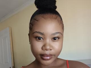 Brielly - Live sex cam - 28237169