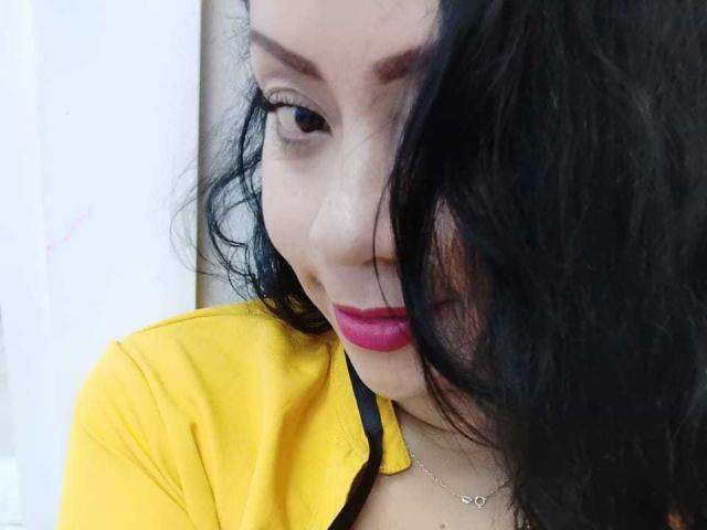ThaliaSaenz - Sexe cam en vivo - 28240328
