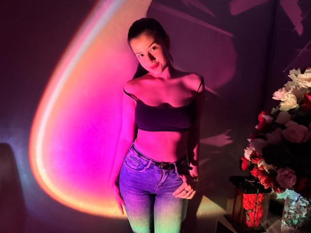 IrisBlair - Live porn &amp; sex cam - 28241927