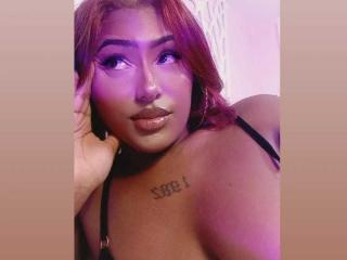 AmberQueeny - Live porn &amp; sex cam - 28242539