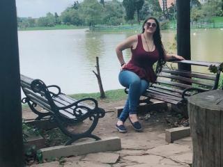 QueenVentura - פורנו בשידור חי ומצלמת סקס - 28242695