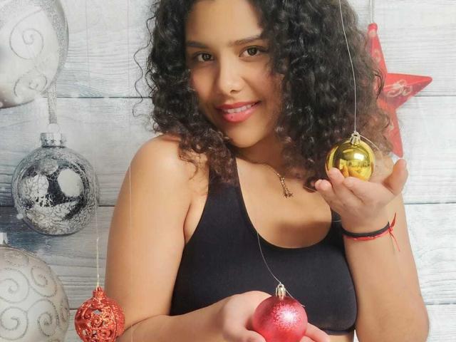 AriaVega - Live sex cam - 28250756