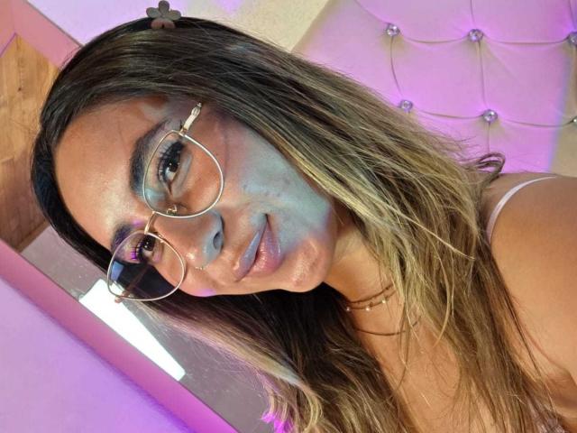 ScarlettKhan - Live porn &amp; sex cam - 28253063