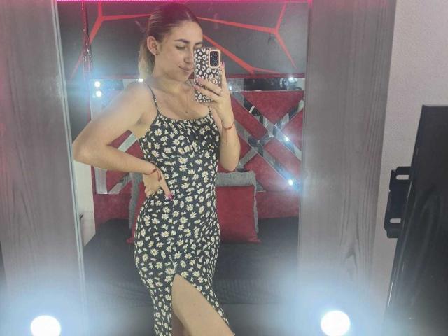 ScarlettKhan - Live sex cam - 28253084