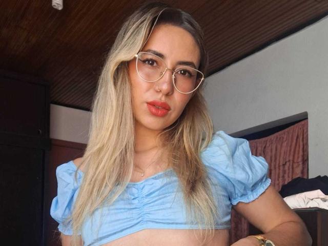ScarlettKhan - Sexe cam en vivo - 28253642