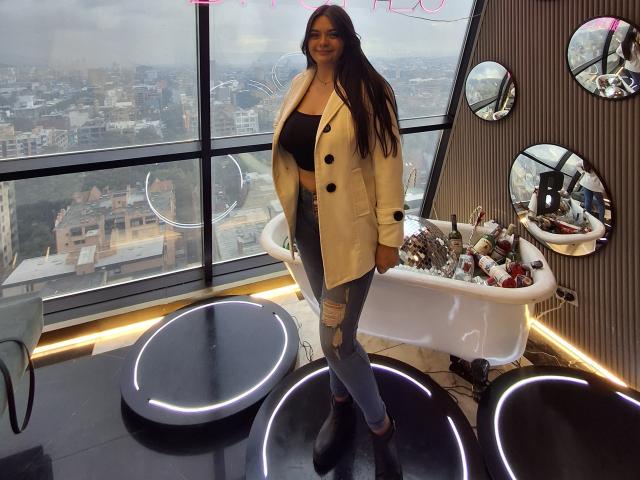 katherinLatin - פורנו בשידור חי ומצלמת סקס - 28253906