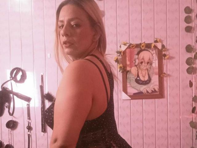 KathaleyaGrayyAss - Porno na żywo i seks kamera - 28255427
