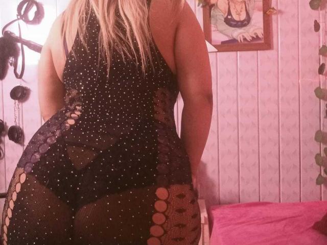 KathaleyaGrayyAss - Live sex cam - 28255430