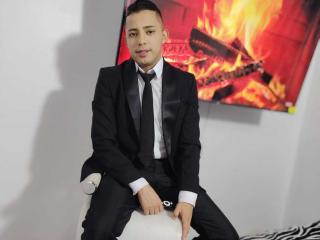 Ver a ficha detalhada de  MikeFetish