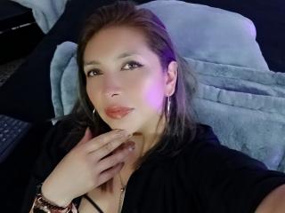 MichelleDumont - Live porn &amp; sex cam - 28257740