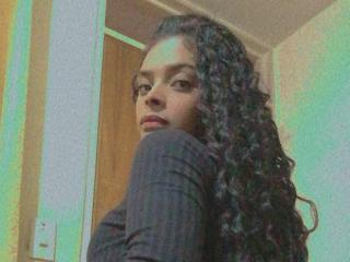 Ver a ficha detalhada de  EmmaEbony