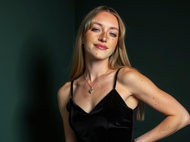 EvelynBlond - Live sex cam - 28261034