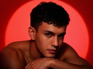 Ver a ficha detalhada de  AndrewSiilvaa