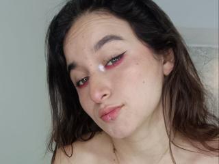 Ver a ficha detalhada de  MilaGonz